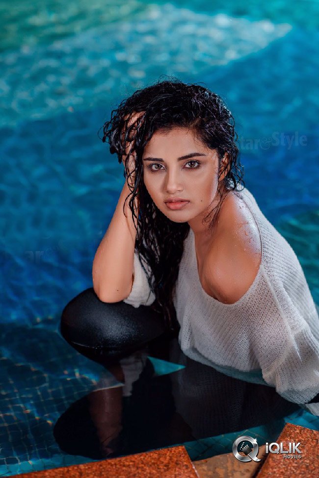 Anupama-Parameswaran